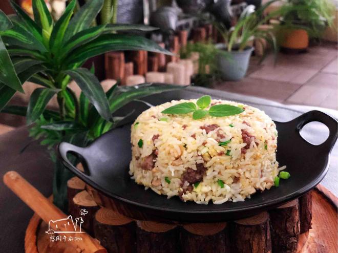 松茸系列之二松茸牛肉炒饭