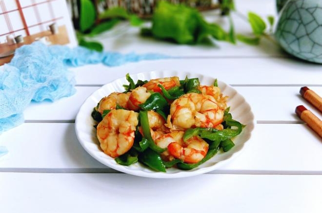 青椒炒虾仁