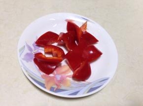 红椒切块