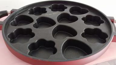 6个爱心与花型模具，酒红色的外形也是我的最爱！