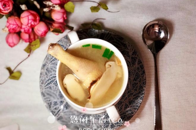 松茸系列之三松茸鸡汤