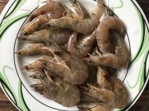 捞出沥干水分