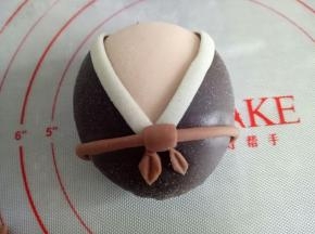 如图中这样做成腰带