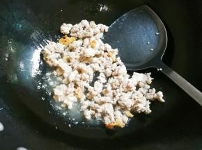 滑散变色