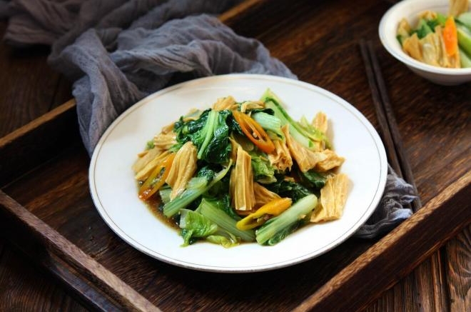 小白菜烧腐竹