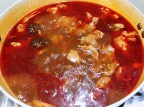 大火煮开后转小火慢熬1个小时左右