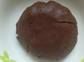 可可粉揉成面团