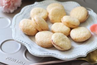 盖起另外一片，台式马卡龙就完成了。