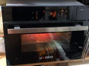 蒸烤箱100度蒸20分钟，蒸锅也是20分钟