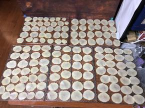 土豆码放好，注意，不许叠加