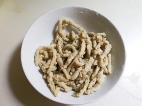 小面筋抓洗两遍沥干水