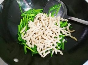 放入小面筋
