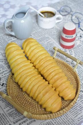 可以直接吃，也可以夹些奶油或者果酱