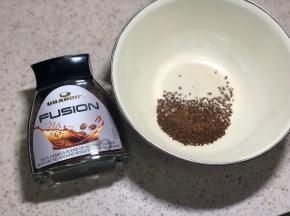 准备好喝的咖啡粉3克左右