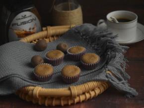 一口一个，再冲一杯咖啡