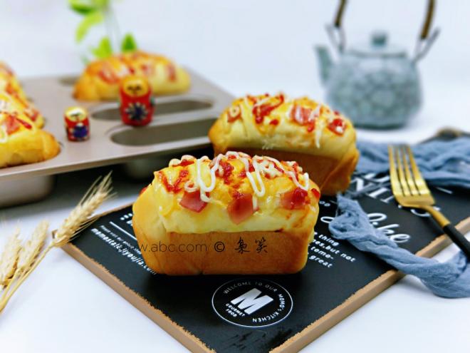 沙拉火腿早餐包