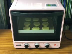 提前预热160度，烘烤16分钟