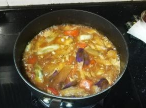 最后放入少许醋调味大火烧一会即可