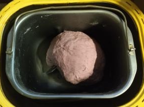 放回面包机里按和面功能