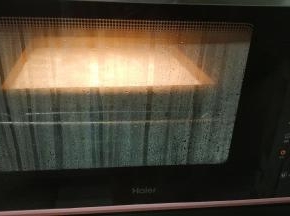 放入烤箱蒸汽功能100度18分钟