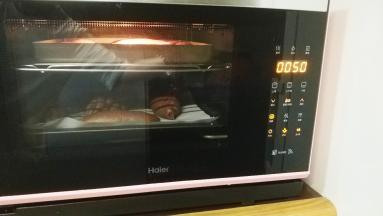 放入烤箱40度1小时进行二次发酵