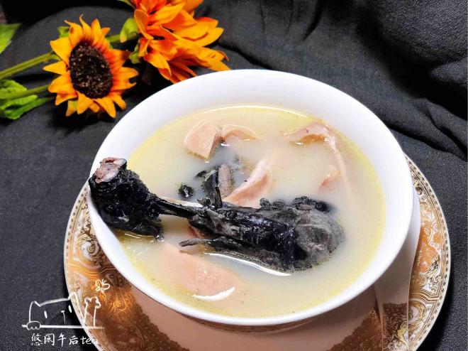 胡椒猪肚乌鸡汤