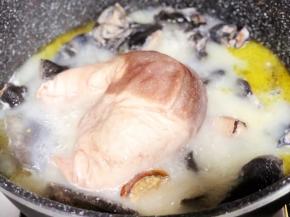 然后转中小火继续30分钟。