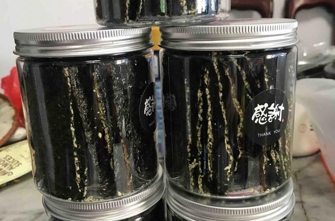 海苔夹心脆片
