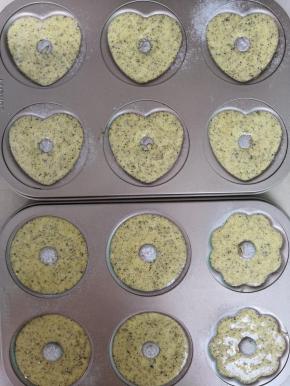 再把剩余的面糊挤满