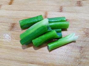 大葱葱叶切段