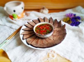 切片装盘就可以开吃了