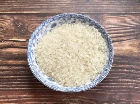 粳米有补脾胃、养五脏、壮气力的良好功效。