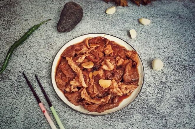 肉片烧面筋