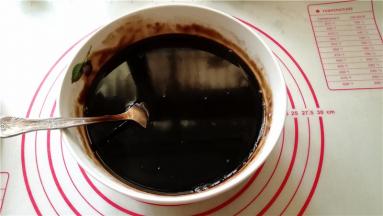 取出后成混合均匀的糊状