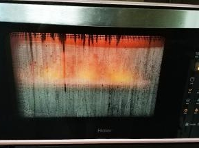 二次发酵好后，拿一盘出来，另一盘留在烤箱里，中层185度20分钟