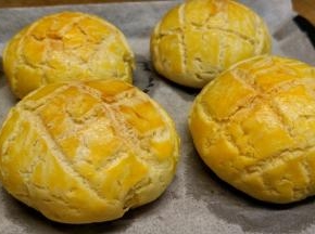 烤好拿出，趁热吃了个最不漂亮的(๑‾ ꇴ ‾๑)