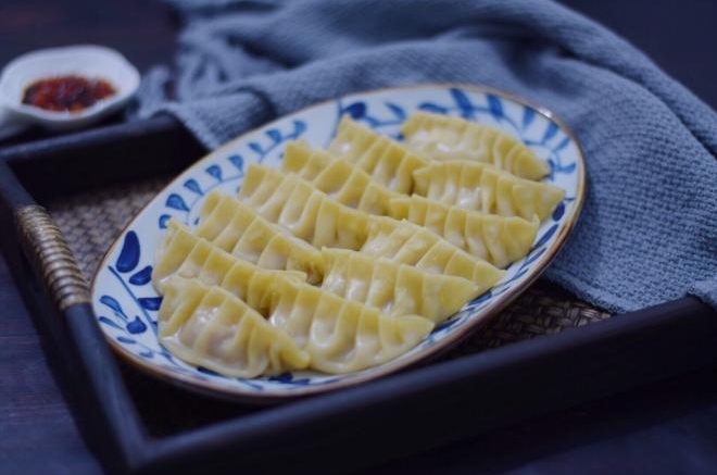 猪肉金针菇饺子