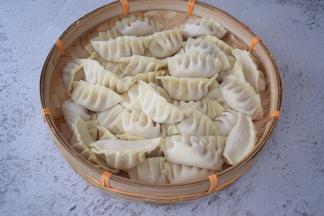 依次做完所有的饺子皮