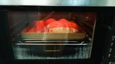 放入烤箱180度中层20分钟