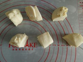 将油酥平均分成6份