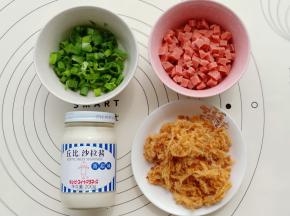 辅料——夹馅材料。