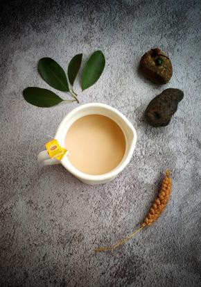 可加一些布丁、珍珠等提升口感