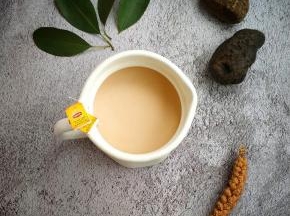 可加一些布丁、珍珠等提升口感