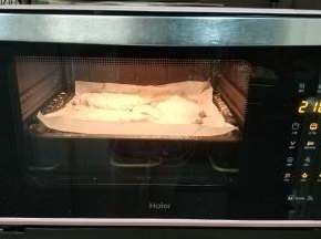 入烤箱210度25分钟
