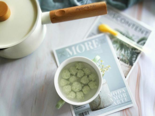 西蓝花虾丸子汤