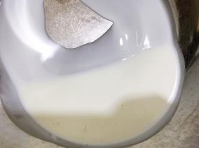 淡奶油加入白糖