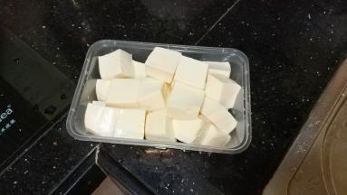 豆腐切小方块