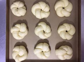 一次正好形，二次发酵