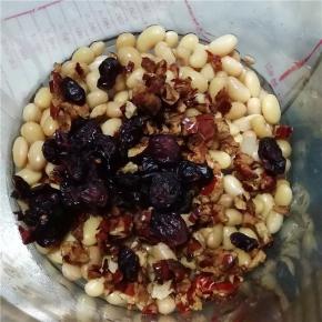 再放入蔓越莓干