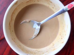 芝麻酱用凉开水调匀